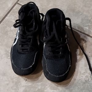 Boys wrestling shoes